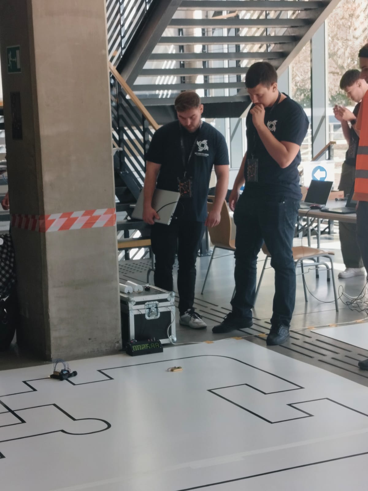 Współczesna działalność koła — zawody robotyczne